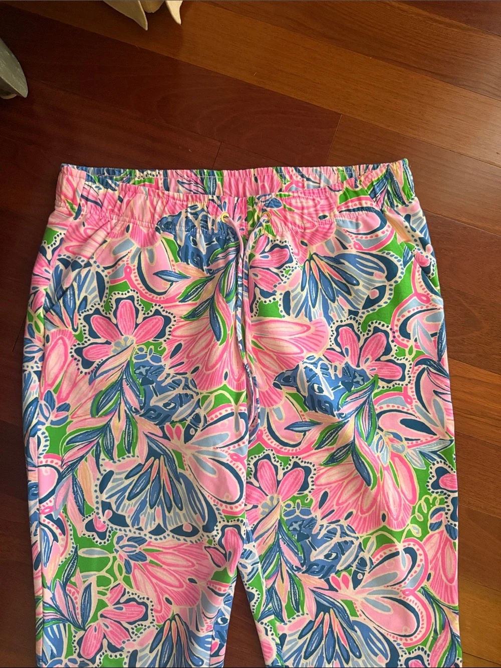 Lilly Pulitzer Pink Multicolor Floral Stretch Leggings - Picture 2 of 6